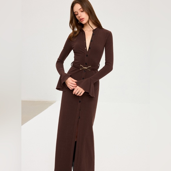 Commense Dresses & Skirts - Commense Chocolate Brown Knit Midi Dress